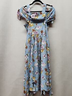 Robbie Bee Light Blue Floral Maxi Dress